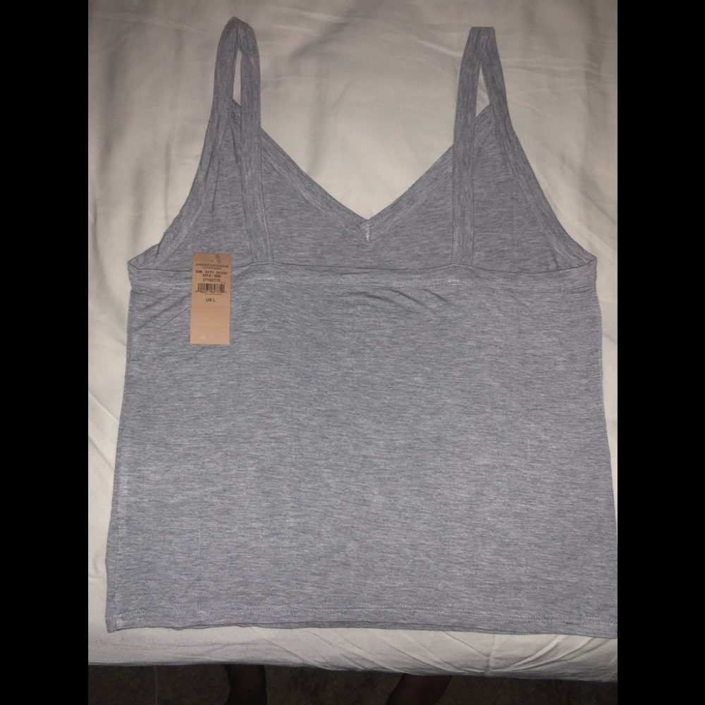 V Neck Tank Top - Picture 2 of 3